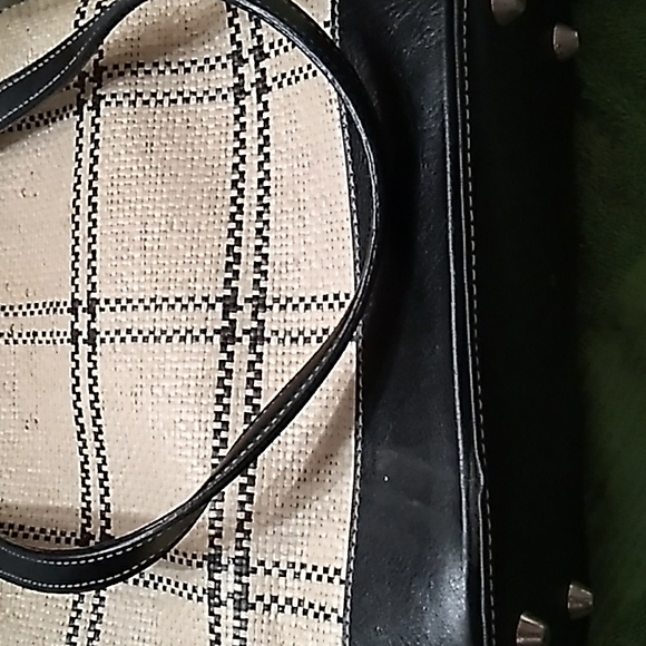 Handbag - Picture 5 of 6